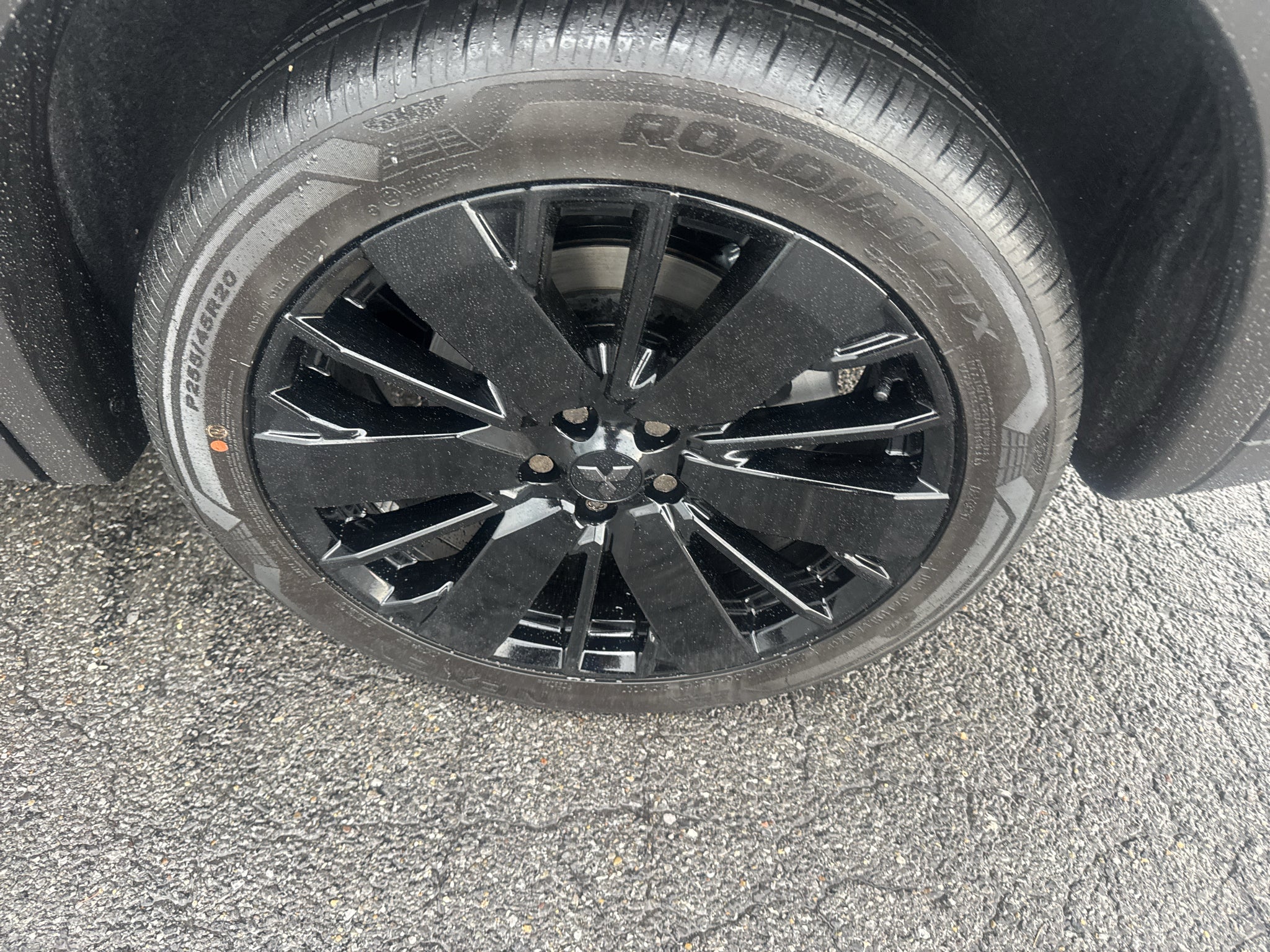 2026 Mitsubishi Outlander LE