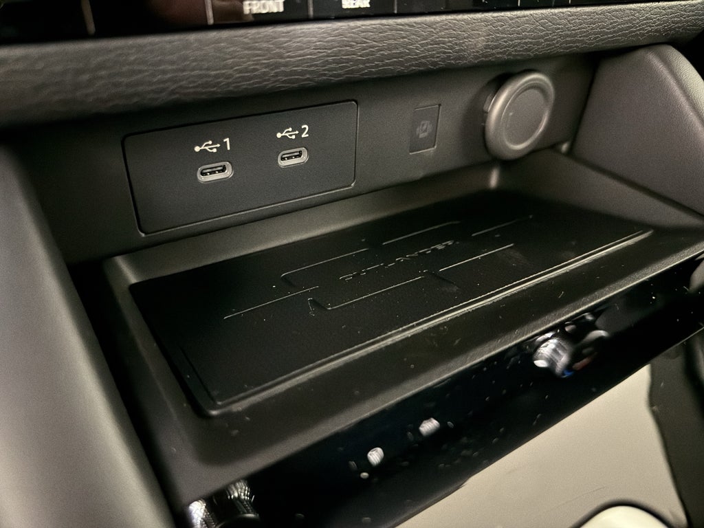 2026 Mitsubishi Outlander LE