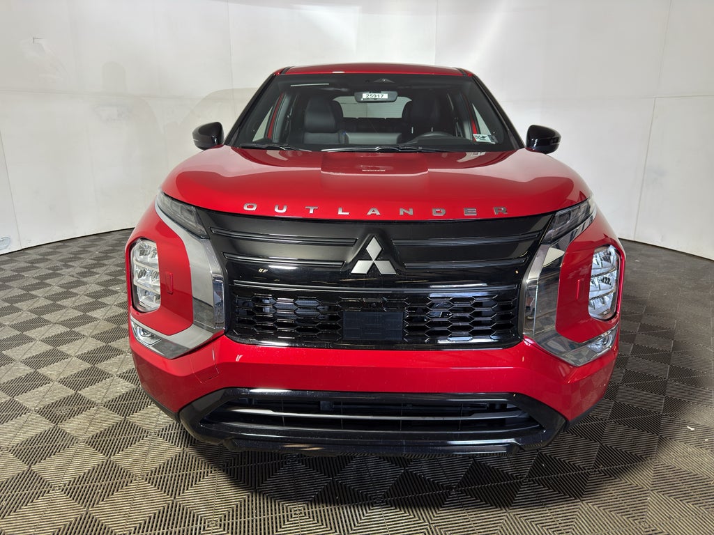 2026 Mitsubishi Outlander LE
