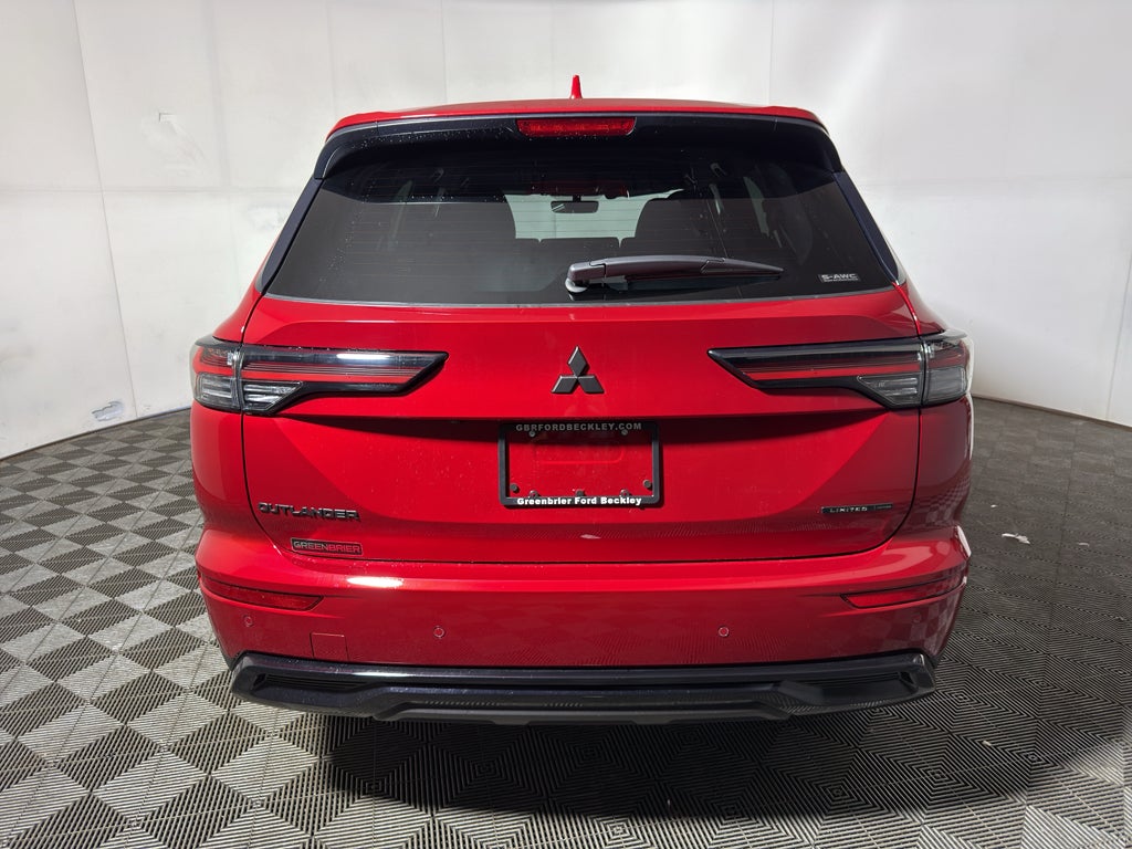 2026 Mitsubishi Outlander LE