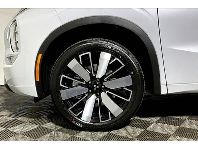 2025 Mitsubishi Outlander SEL