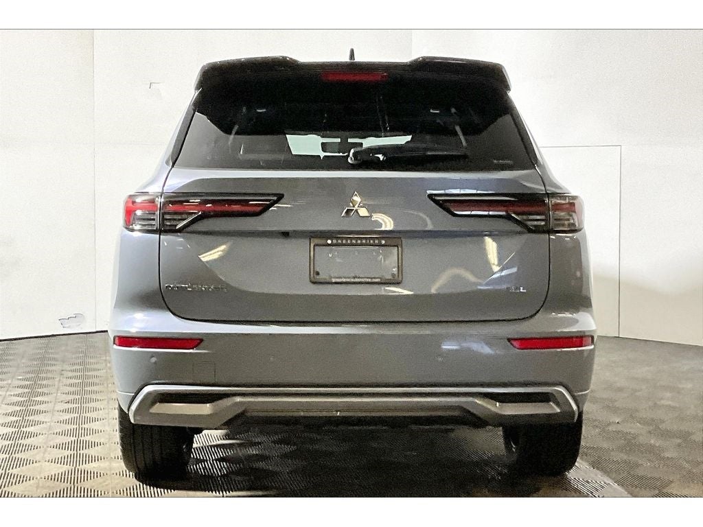 2025 Mitsubishi Outlander SEL