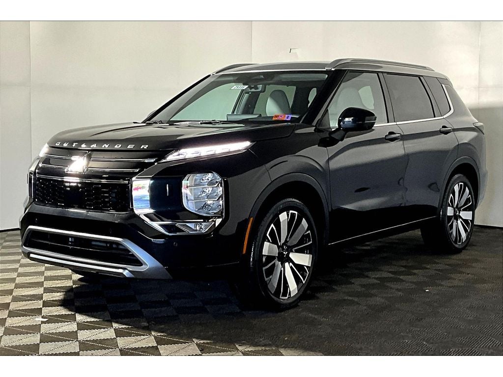2025 Mitsubishi Outlander Platinum Edition