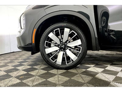 2025 Mitsubishi Outlander Platinum Edition