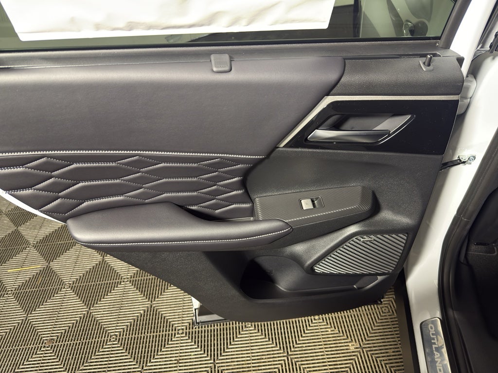 2026 Mitsubishi Outlander SEL