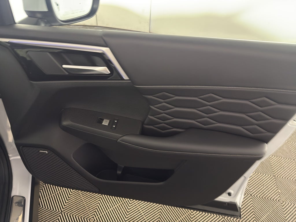 2026 Mitsubishi Outlander SEL