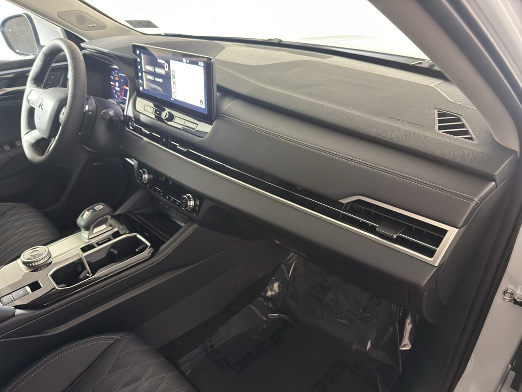 2026 Mitsubishi Outlander SEL