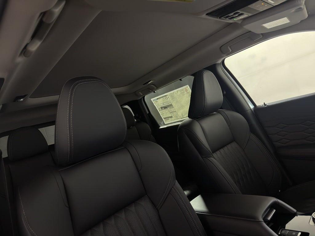 2026 Mitsubishi Outlander SEL