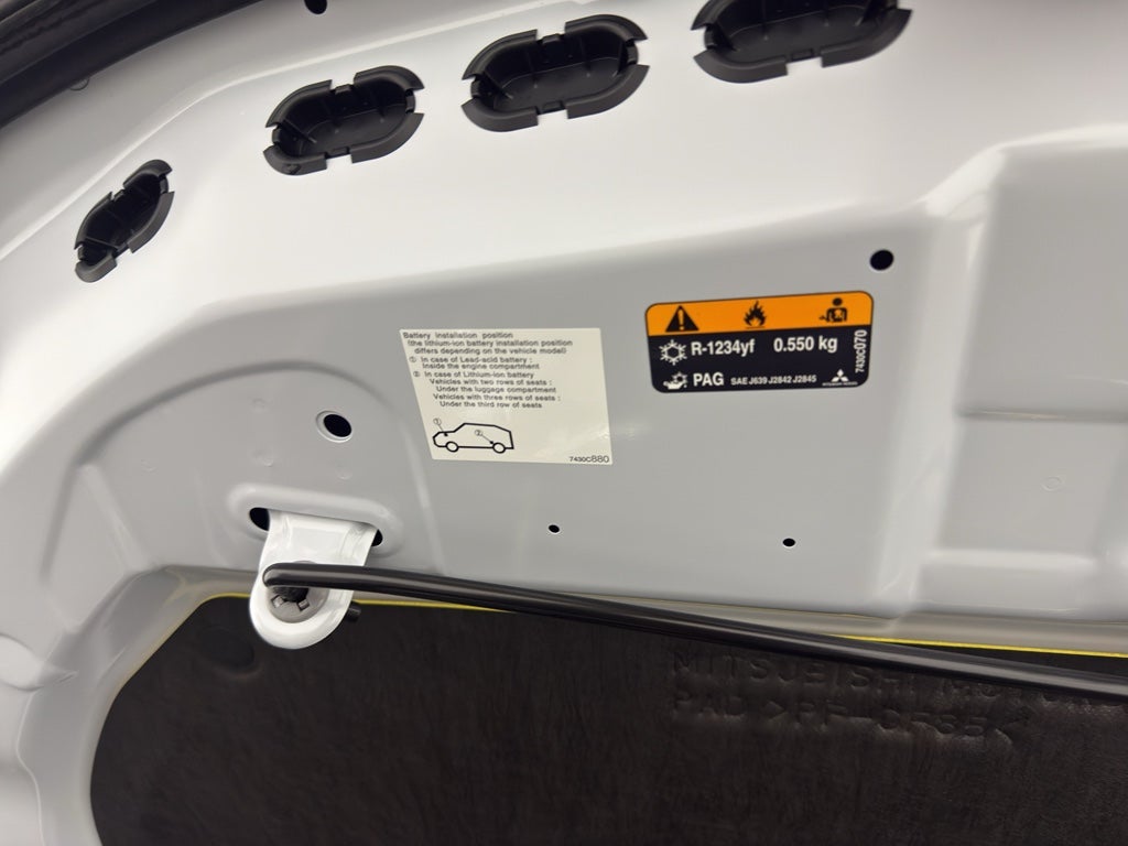 2026 Mitsubishi Outlander SEL