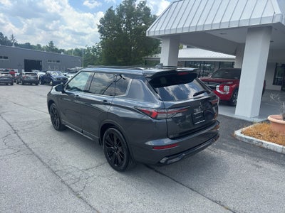 2026 Mitsubishi Outlander Black Edition