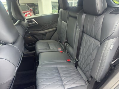 2026 Mitsubishi Outlander Black Edition