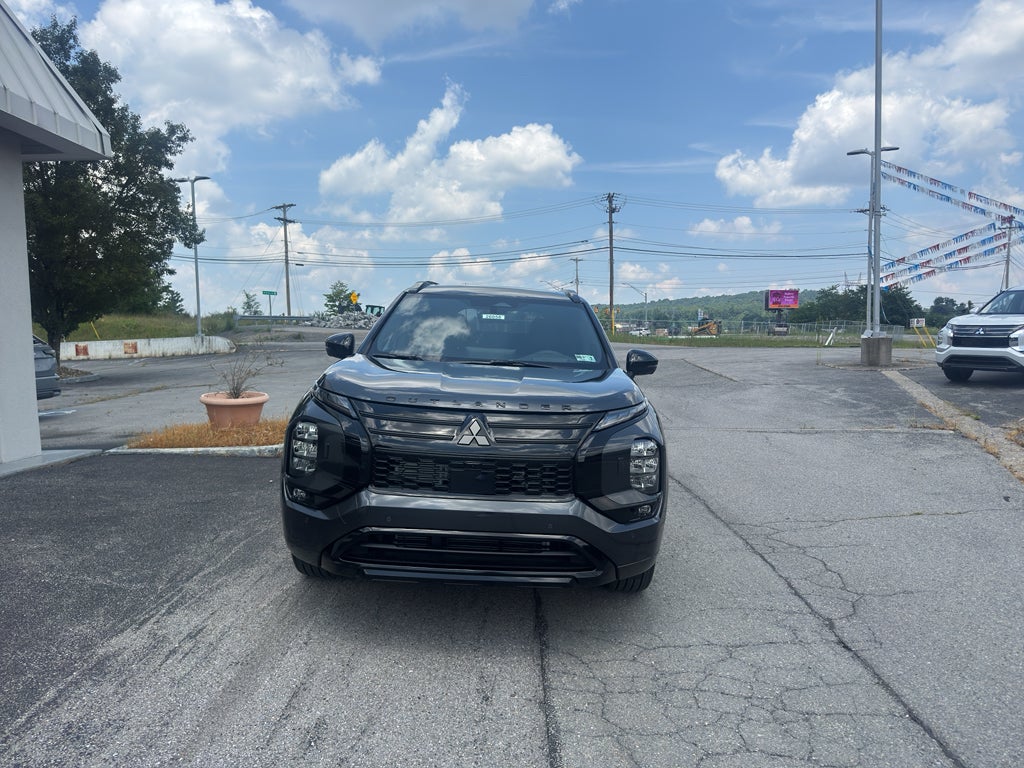 2026 Mitsubishi Outlander Black Edition