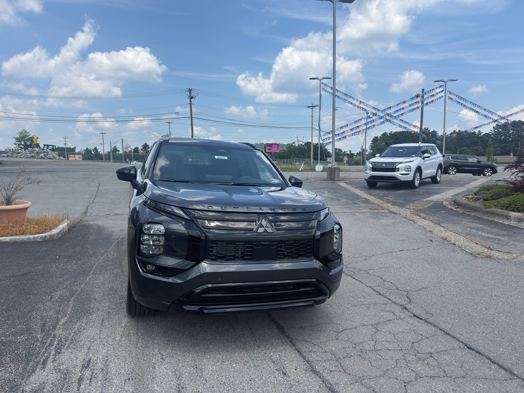 2026 Mitsubishi Outlander Black Edition