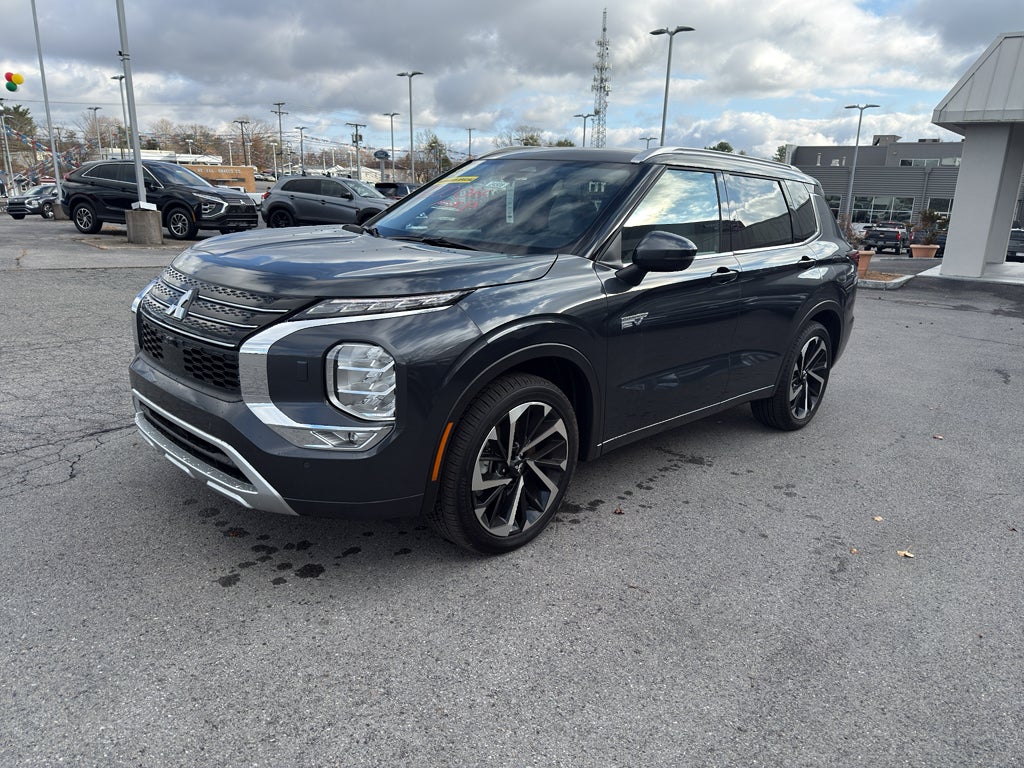 2025 Mitsubishi Outlander PHEV SEL