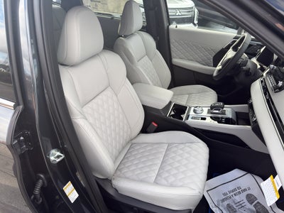 2025 Mitsubishi Outlander PHEV SEL