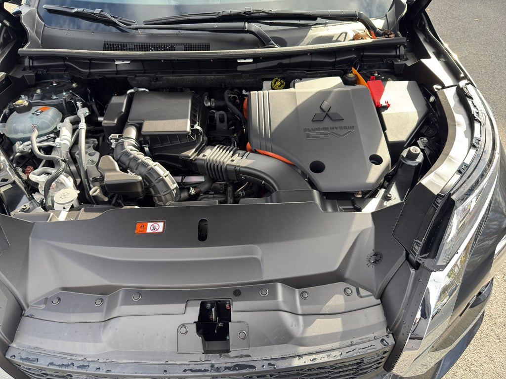 2025 Mitsubishi Outlander PHEV SEL