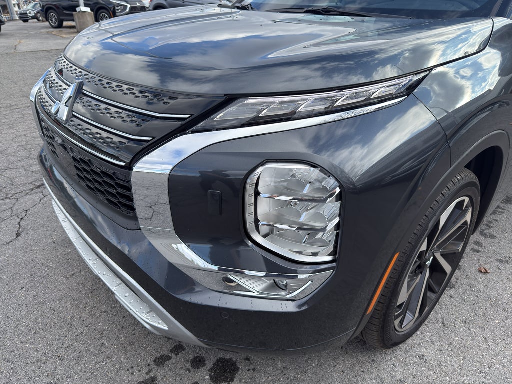 2025 Mitsubishi Outlander PHEV SEL