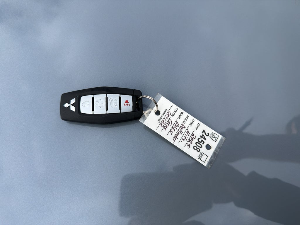 2025 Mitsubishi Outlander PHEV SEL