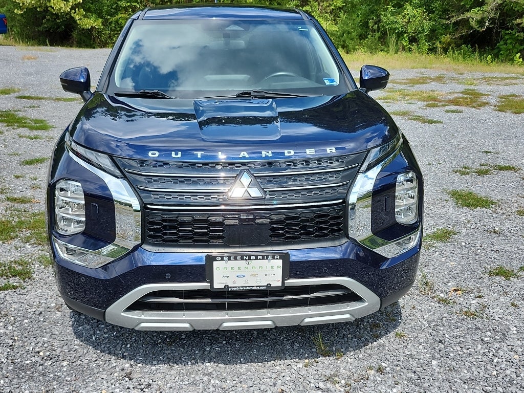 2024 Mitsubishi Outlander SE