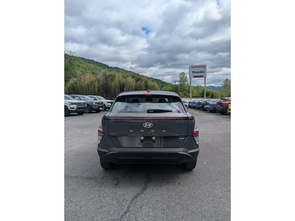 2026 Hyundai Kona SE