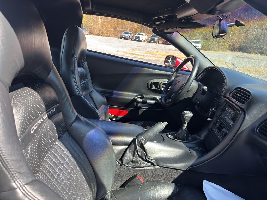 2000 Chevrolet Corvette Base