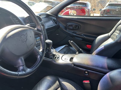 2000 Chevrolet Corvette Base