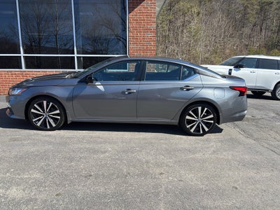 2022 Nissan Altima 2.5 SR