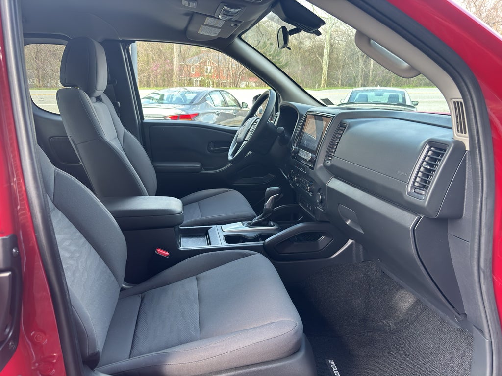 2022 Nissan Frontier S