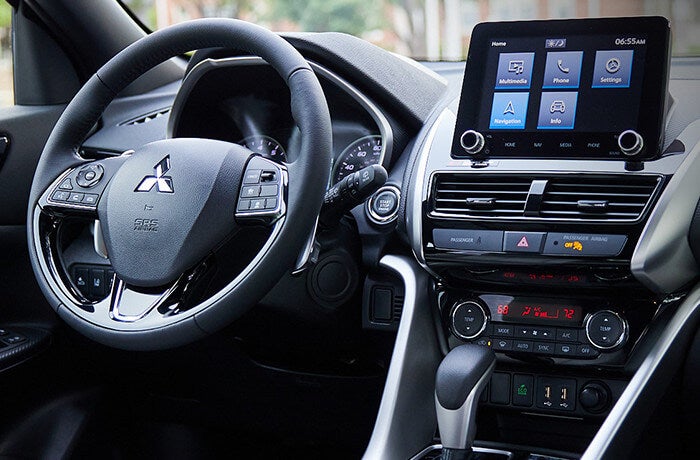 2024 Mitsubishi Eclipse Cross wheel and infotainment system